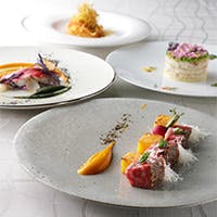 ハレの日を彩る料理は、産地や旬にこだわり、厳選された食材を使用