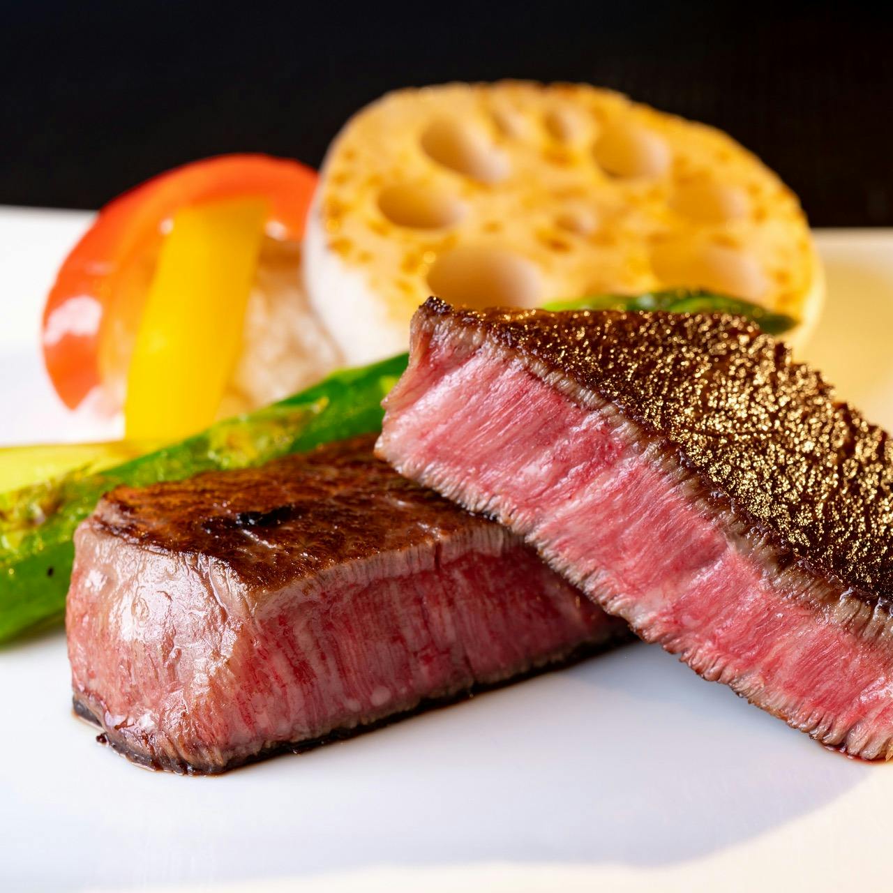 TEPPAN-YAKI 10 GINZA 【Revolutionサーロインステーキセット】サラダ