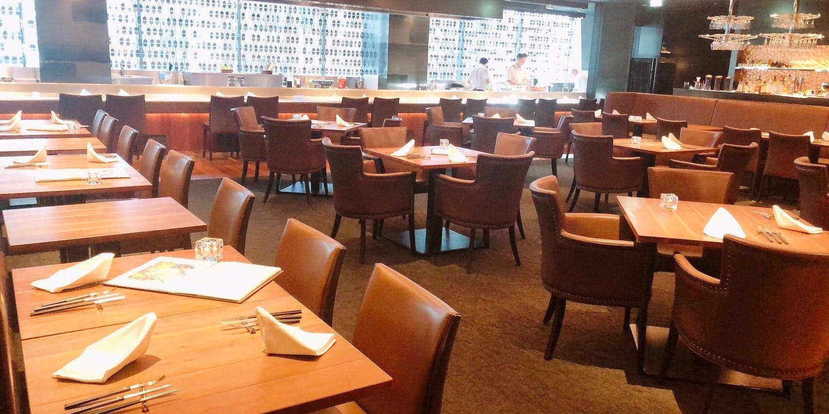 TEPPAN-YAKI 10 GINZA 【鮑ランチ】雲丹、鮑，国産牛含む全7品＋乾杯