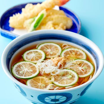 麺処 あじ彩 ホテルニューオータニ博多 夏季限定 冷製かぼすうどんと天ぷらのセット ランチ プラン メニュー 一休 Comレストラン