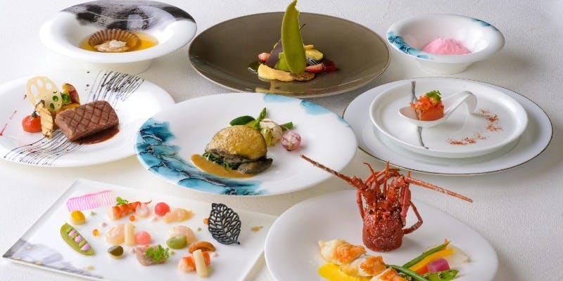 【テロワール】伊勢海老や鮑ステーキ、松阪牛を含む全8品