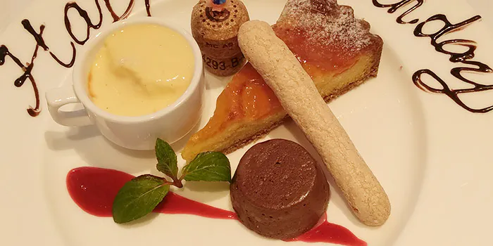 銀座オザミ デ ヴァン 本店 Auxamis Des Vins 銀座一丁目 ビストロ 一休 Comレストラン