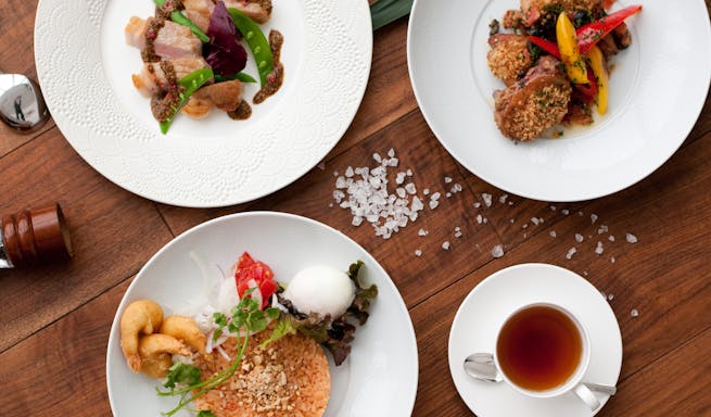 オリエンタルビーチ みなとみらい リゾートキュイジーヌ 一休 Comレストラン