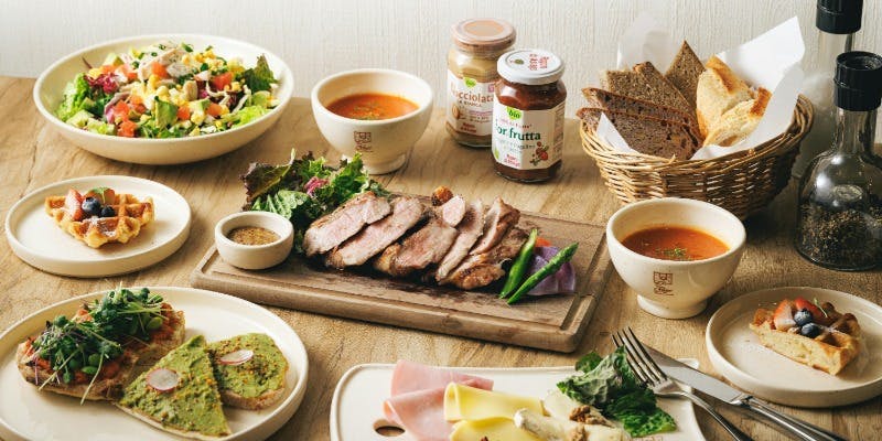 新潟越後のもち豚グリルプラン、デザート付きの全7品