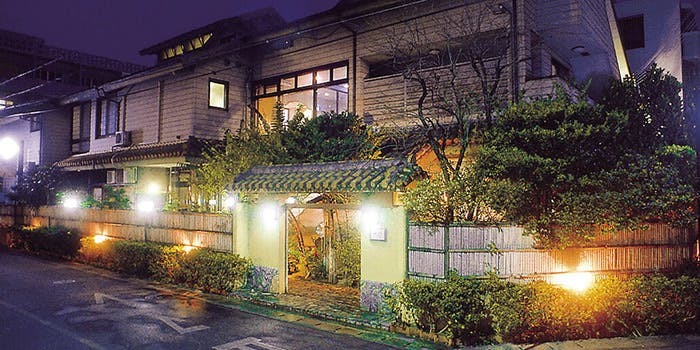 琉球料理と琉球舞踊 四つ竹 久米店 - 画像2