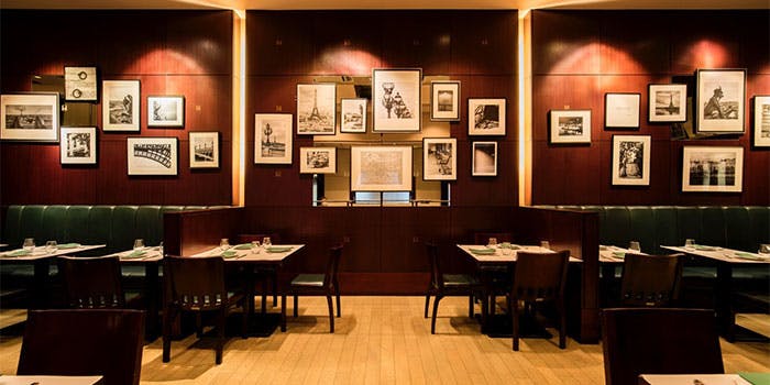 記念日におすすめのレストラン・LES DEUX MAGOTS PARISの写真1