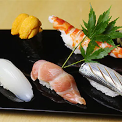 こだわったお鮨と魚料理