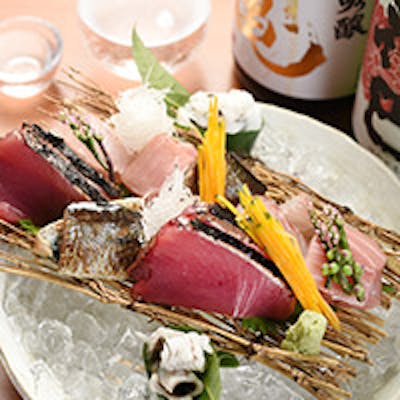 季節の味覚を楽しめるコース料理