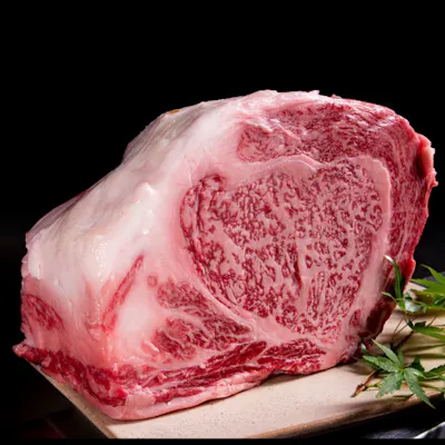 お肉とこだわりのワインを