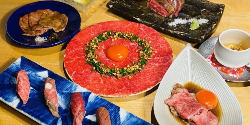 【匠コース】プラチナユッケ、牛タン、ハラミ、牛肉寿司4貫付き