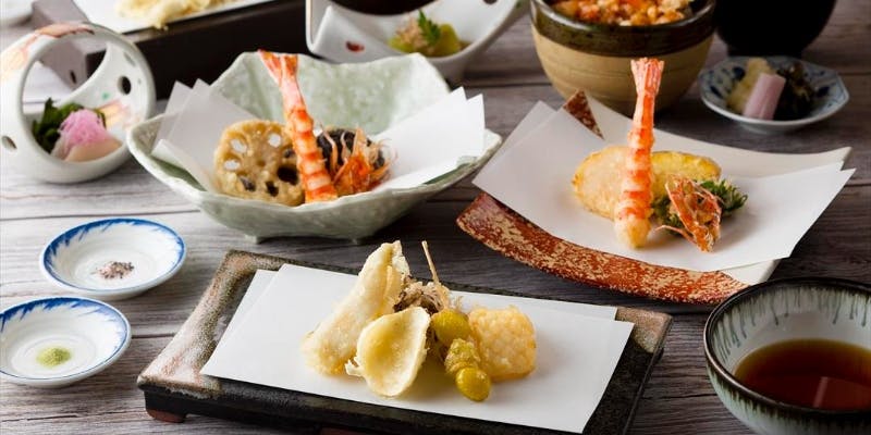 【贅沢 天ぷらコース琥珀】 季節の天ぷら8種、選べるお食事など（平日限定・個室確約）