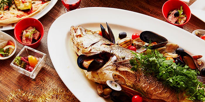 カフェ・ダイニング パームツリー（【旧店名】カジュアルレストラン カリヨン）