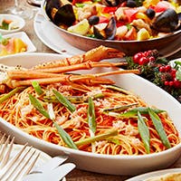 美味しいビストロ料理とバイキング