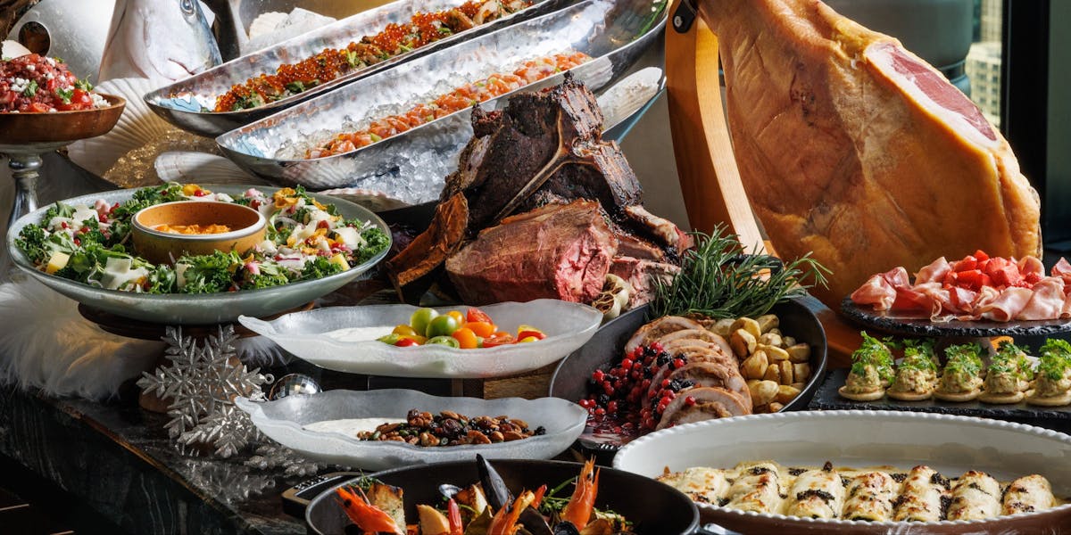 2023年コンラッド大阪のクリスマスビュッフェ