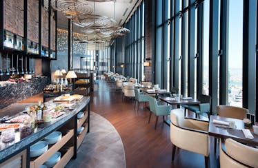 アトモス・イタリアンダイニング/コンラッド大阪