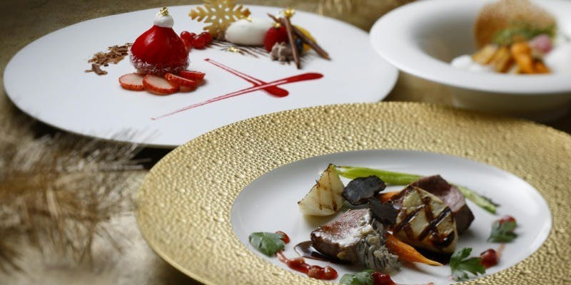 【一足早いクリスマス気分】フルコースを高層階で愉しむアーリークリスマスディナー＋乾杯シャンパン付