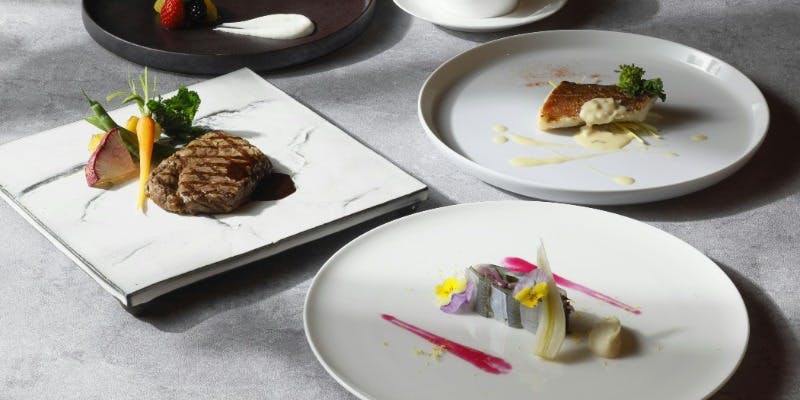 The Grill on 30th�^The Bar & Lounge�^�O�����h�j�b�R�[���� ���