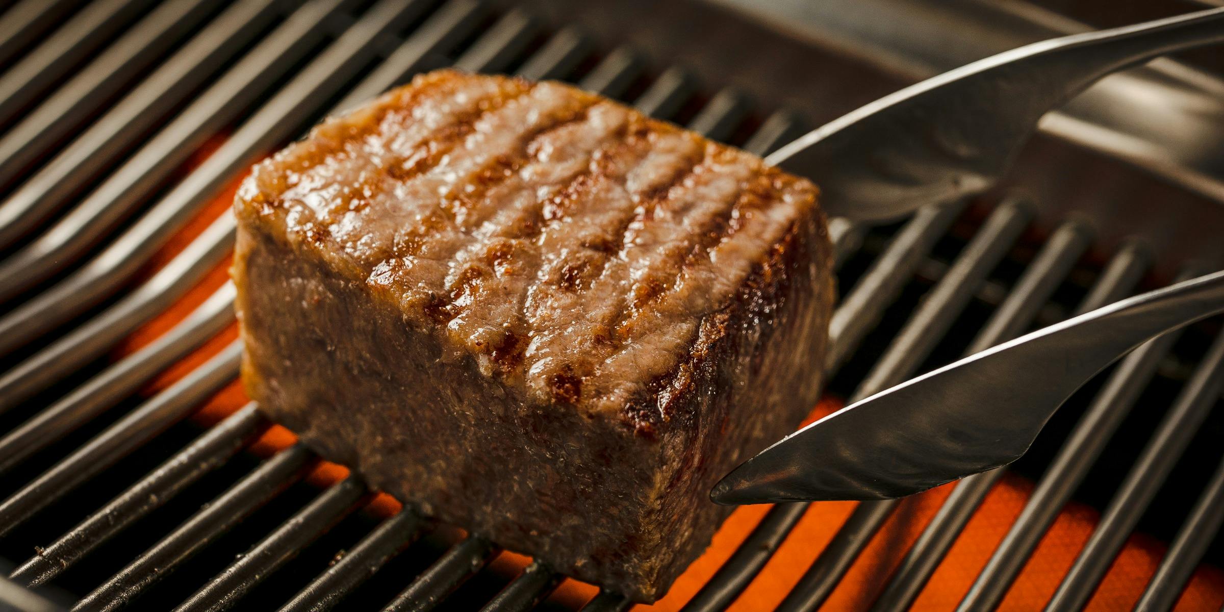 北京「食草堂」　哀愁漂う男臭きボンサック　肉厚レザー maxresdefault.jpg
