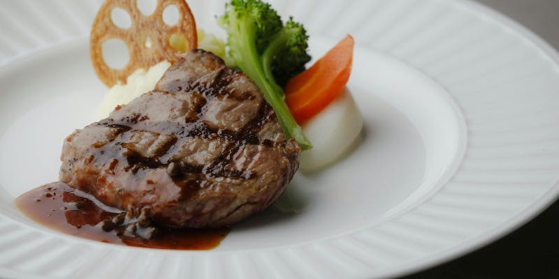 【日程限定】国産牛がメインのフルコースディナー＋1ドリンク