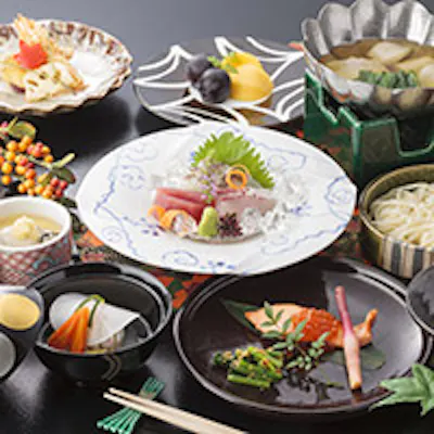旬の味覚あふれる四季会席
