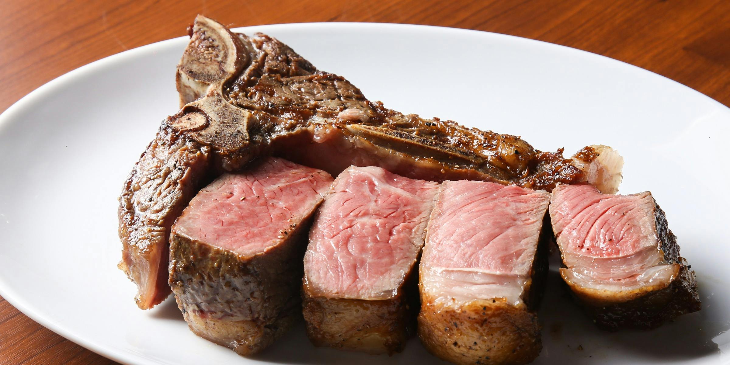 Akami Modern Chop House（アカミ モダン チョップハウス）