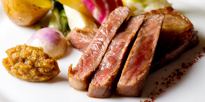 トラットリア モンテ・クッチーナ（TRATTORIA Montagne Cucina）