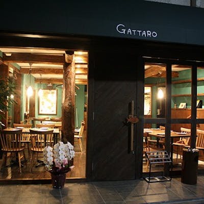 阿佐ヶ谷の静かな住宅街に佇む隠れ家「ガッターロ」