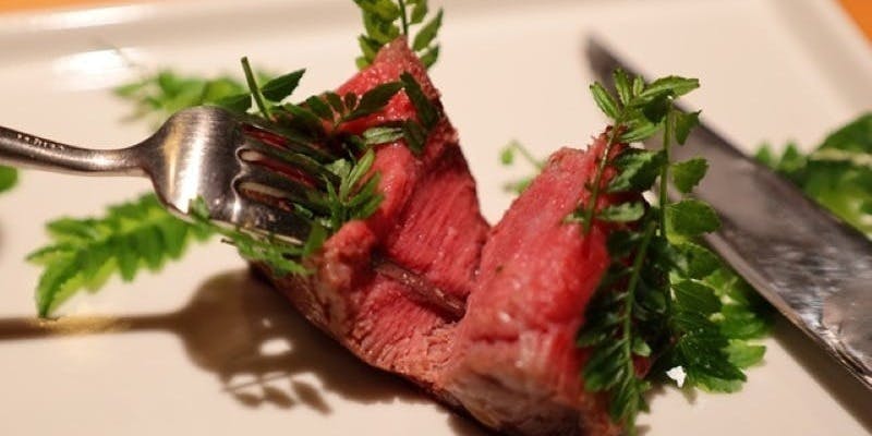 肉割烹 無膳福助（ニクカッポウ ムゼンフクスケ）