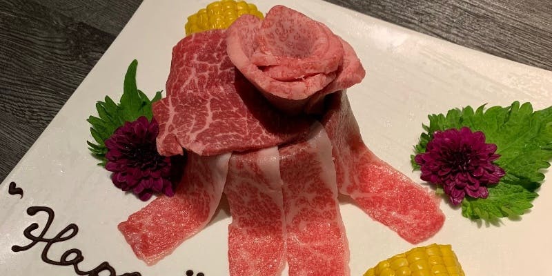 【アニバーサリーコース、記念日におすすめ！】前菜、肉プレート、お肉約11種、デザートなど