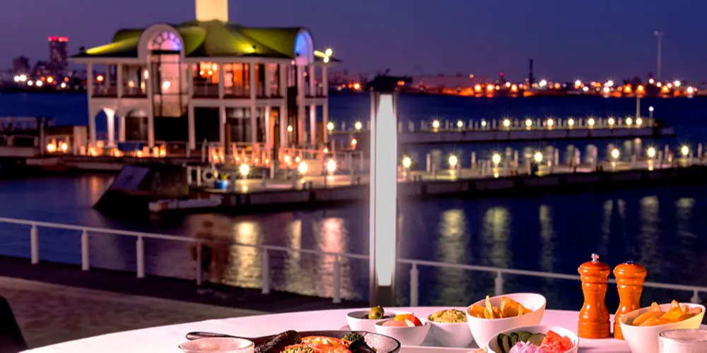 22年版 横浜のホテルレストランならここ 元ホテルマンおすすめの15店 アクセス 景色 ミシュラン掲載 カジュアルなど ページ 2 4 アニーお祝い体験マガジン By ギフトモール