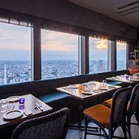 恵比寿ガーデンプレイス39Fの眺望と共に開放的なひとときを