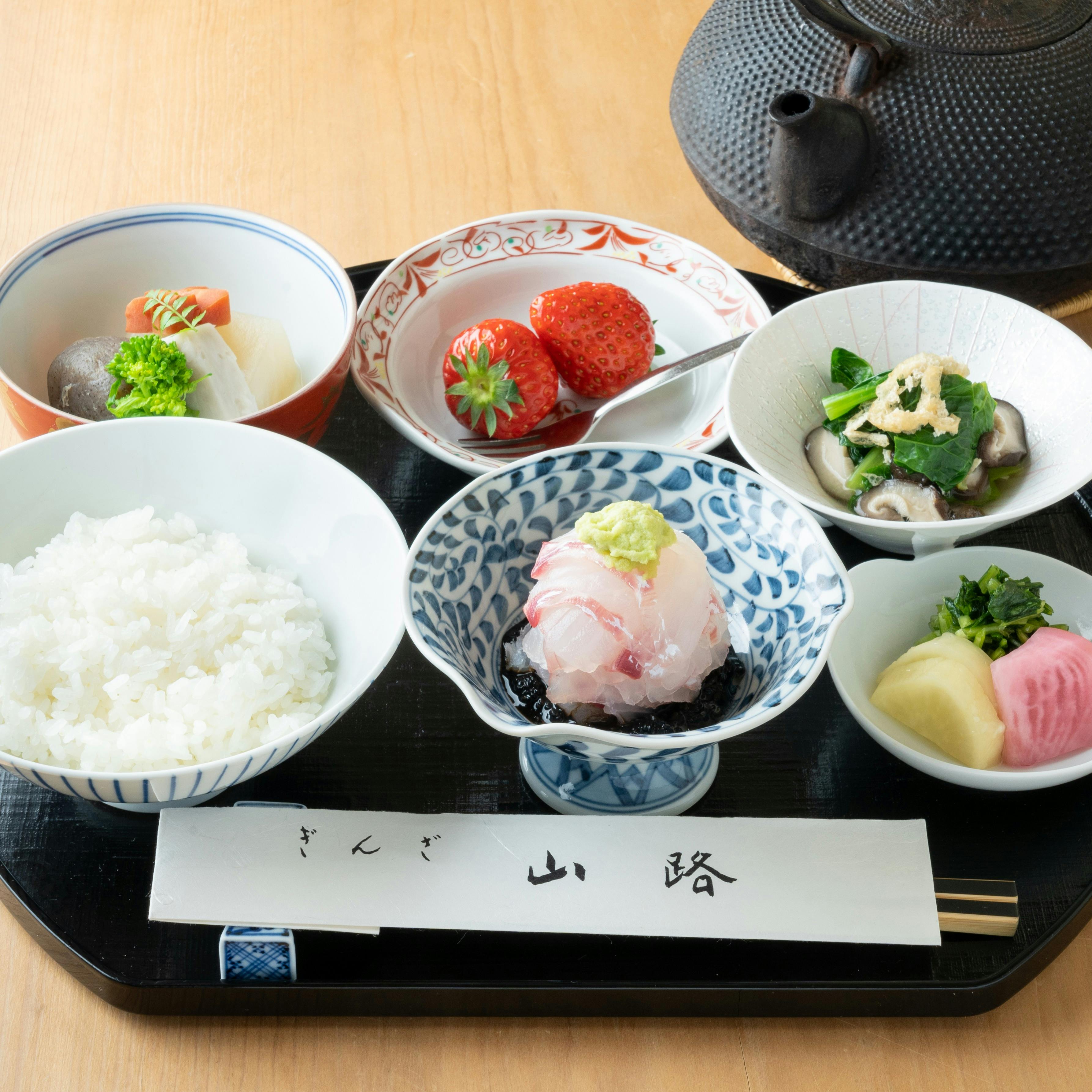 ぎんざ 山路 山路 名物 黒ごま鯛茶漬け ランチ プラン メニュー 一休 Comレストラン