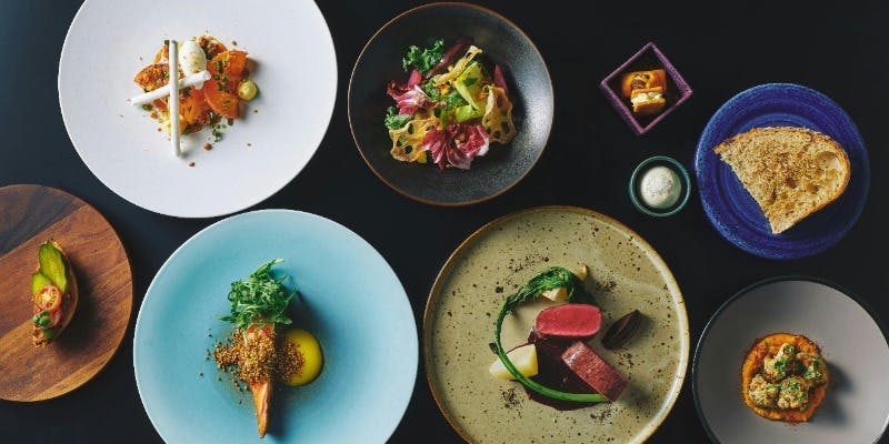 【シェフズ・スペシャルディナー】魚または肉の選べるメインなど全5品