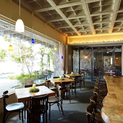 桜坂駅から徒歩3分 フレアージュ桜坂1Fのカジュアルレストラン