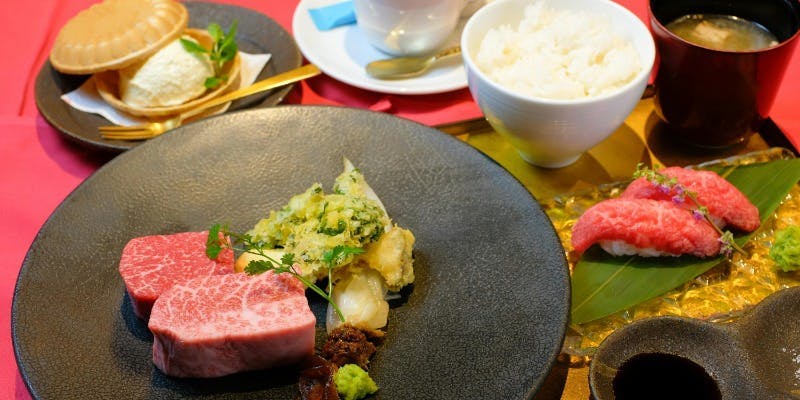 【神戸牛さくらランチ】神戸牛赤身寿司、神戸牛極上赤身ステーキ80gなど全6品