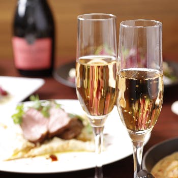 女子会 Crossfield With Terrace Lounge Okaimonoモール レストラン