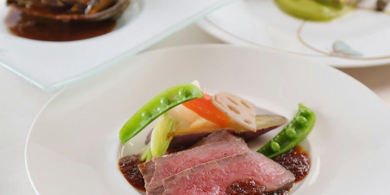 【シェフにお任せフルコース】季節の厳選素材をふんだんに使用したフルコース