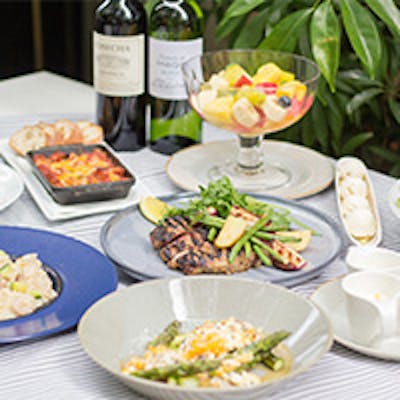 豊富なメニューで優雅なひと時をお楽しみください