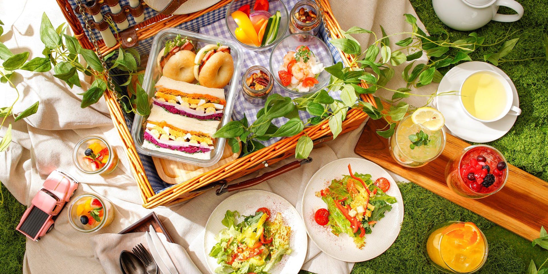 カフェ＆ダイニング ゼルコヴァ（ZelkovA）