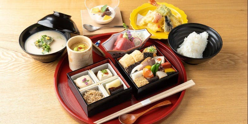 宮川町 水簾 東京ミッドタウン店 【京おせち膳】お造り三種や天ぷら