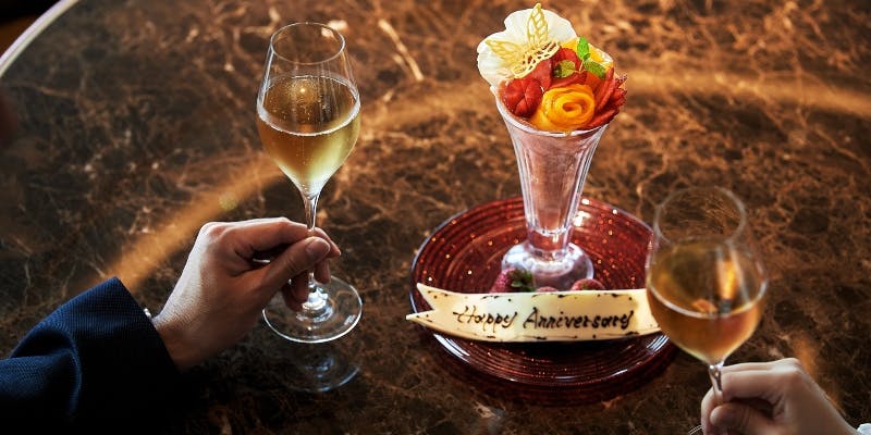 【DINNER】ANNIVERSARY PLAN　4月～＋グラスシャンパン×ブーケパフェ付