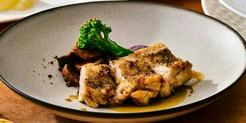 DINING & BAR TABLE 9 TOKYO�^�i��v�����X�z�e��