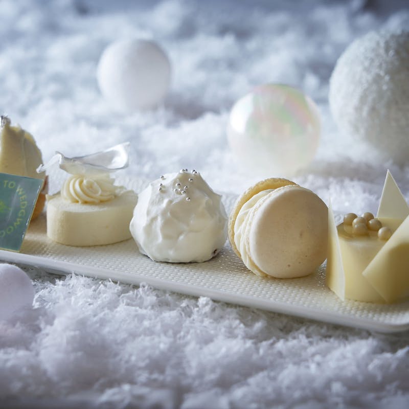 SWEETS COURSE ―WHITE SNOW CHRISTMAS WITH WEDGWOODー（ご利用時間15時まで）