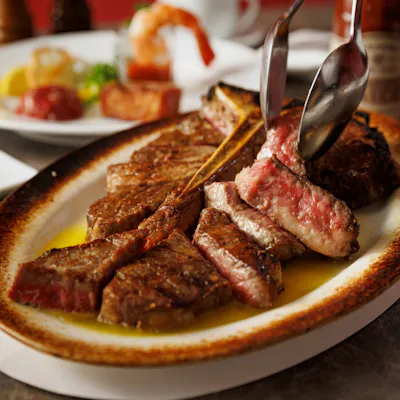 USDA認定の最高級プライムビーフを使用した熟成肉