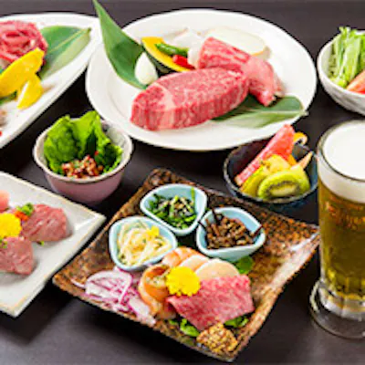 島根和牛を含んだA4ランク以上の黒毛和牛を使用しています。