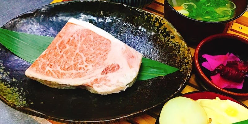 【贅沢コース C】炙り肉寿司、塩タン2種、特選肉2種など