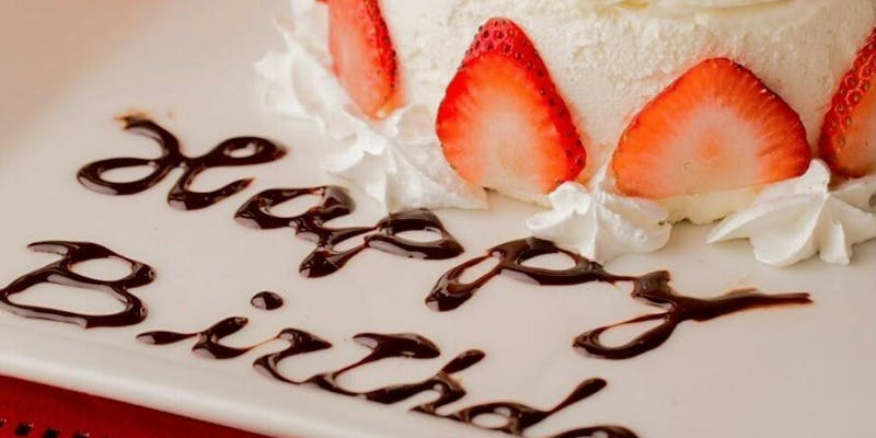 【お誕生日や記念日に】グラスシャンパン付きアニバーサリーコース＋食後プティフール付き