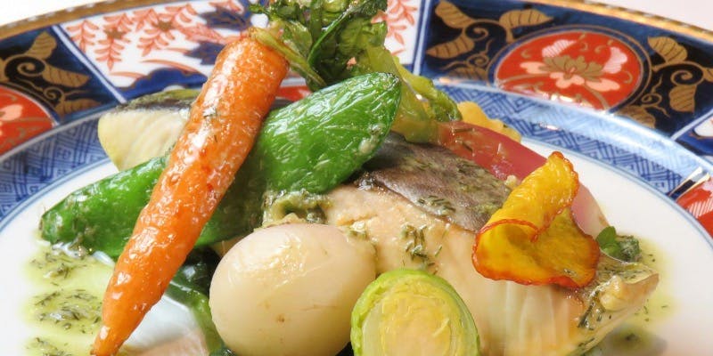 「ディナー」Eveilプリフィクスコース　A（前菜2品＋メイン1品＋デザート）＋グラススパークリング