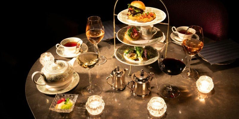 森を見下ろしながらゆったりと愉しむ、イブニングハイティー Evening High Tea（滞在時間2時間）