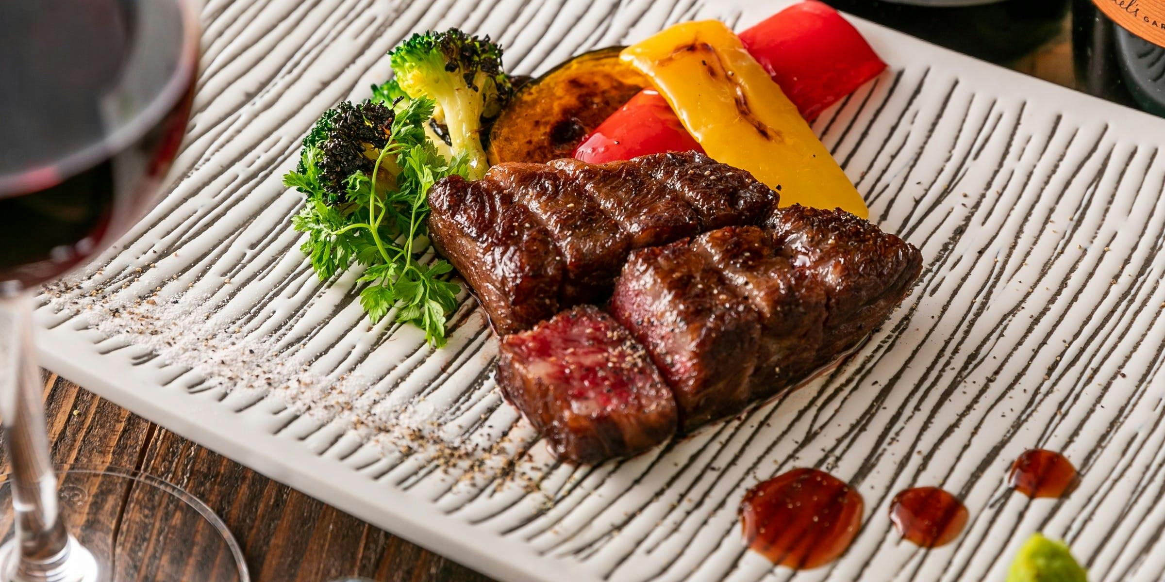 炭火×鉄板焼 URAROJI（ウラロジ）